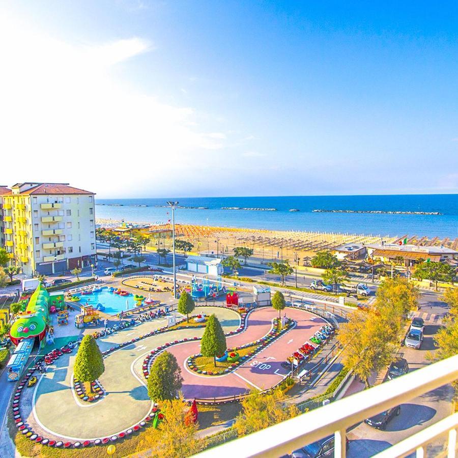 Hotel Massimo Resort Cesenatico Esterno foto