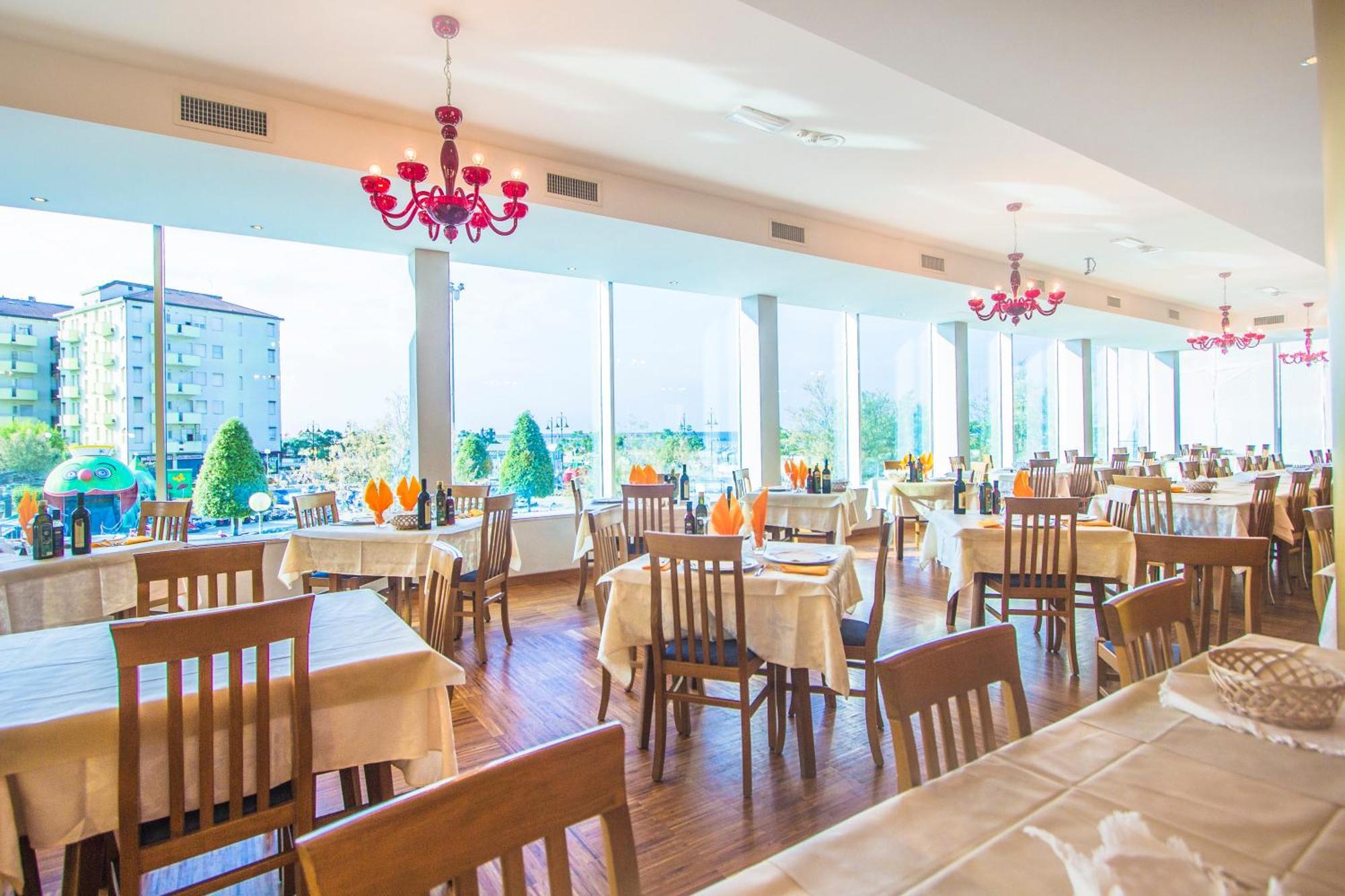 Hotel Massimo Resort Cesenatico Esterno foto